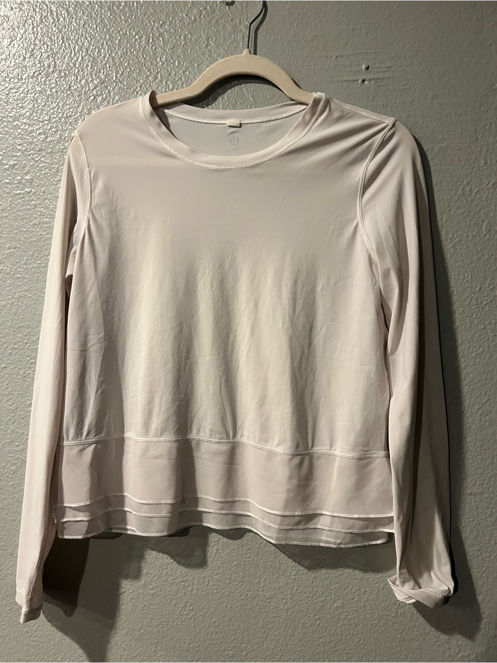 Lululemon Sole Training Long Sleeve Shirt. Mesh Trim - White - Small